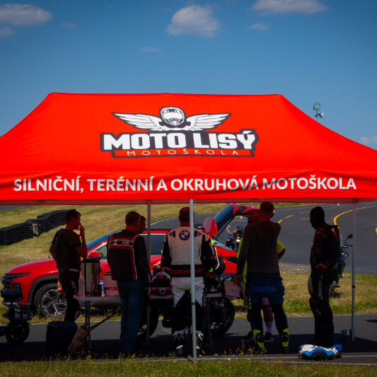 Rozhovor s Richardom Pribylom, MOTO LISÝ motoškola