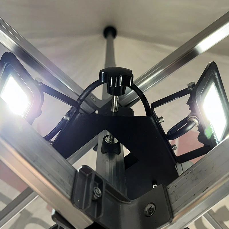LED svetlo pre nožnicové stany 220 V
